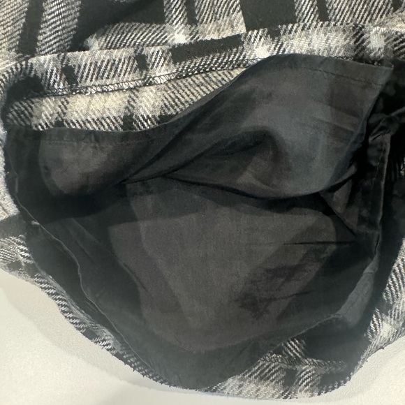 Forever 21 Black and Gray Plaid skort Y2K - Picture 8 of 8